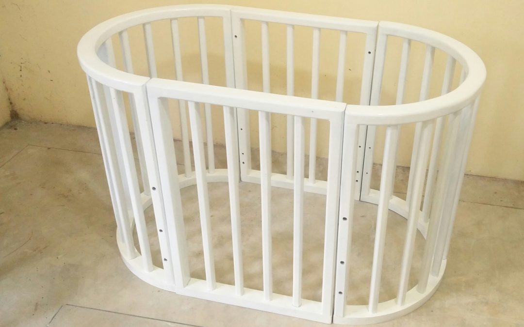Adjustable Baby Cott