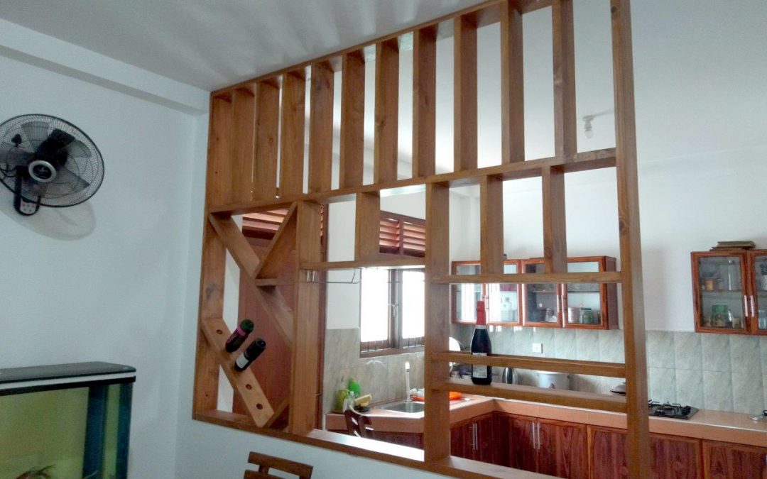 Pinewood Bar Counter, HAlf wall Bar Counter partition made in Sri Lanka by the pine studio