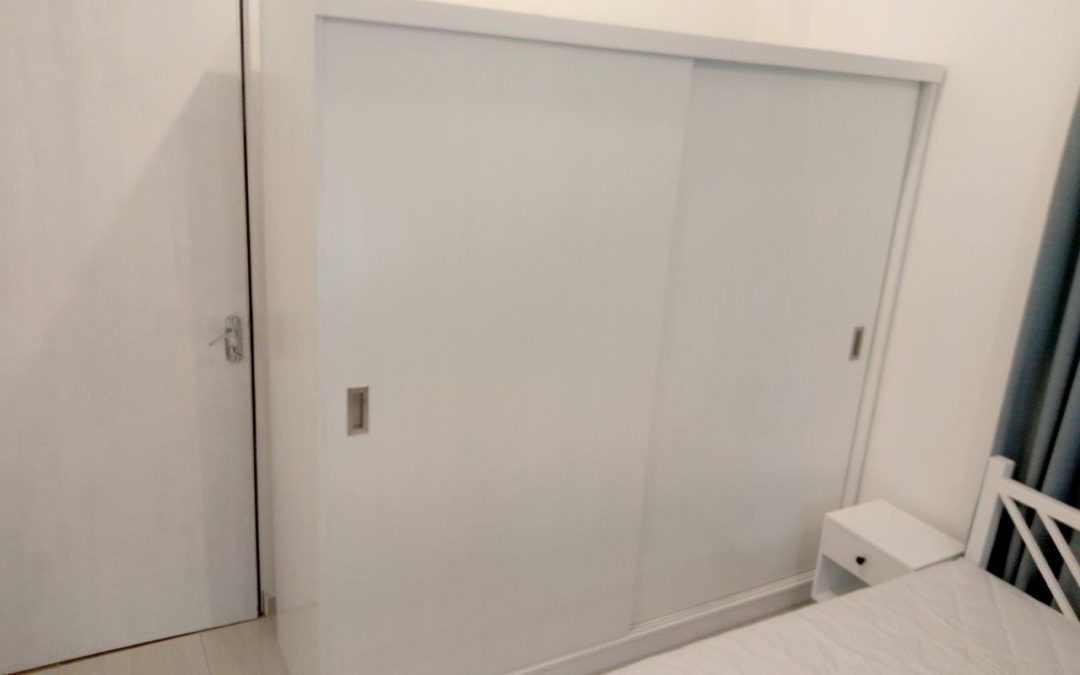 White elegant sliding door closet/Almera Cupboard with Soft closing