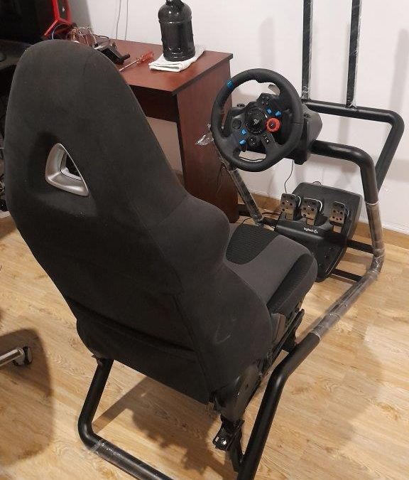LogitecG29 gaming cockpit sim rasing rig jig gaming console custom designers in sri lanka, colombo, play seat